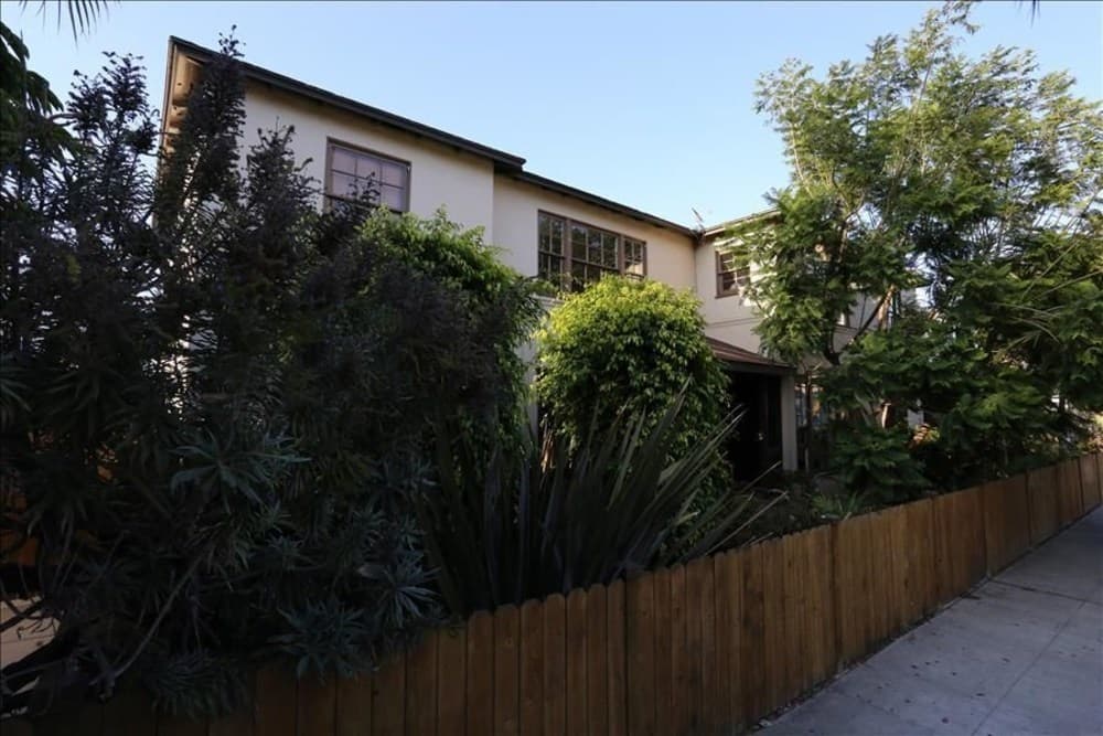 Venice Beachwood - 2 BR Recently remodeled Midcentury Design Suite 5 min Walk to Beach! - MOD 42167 8