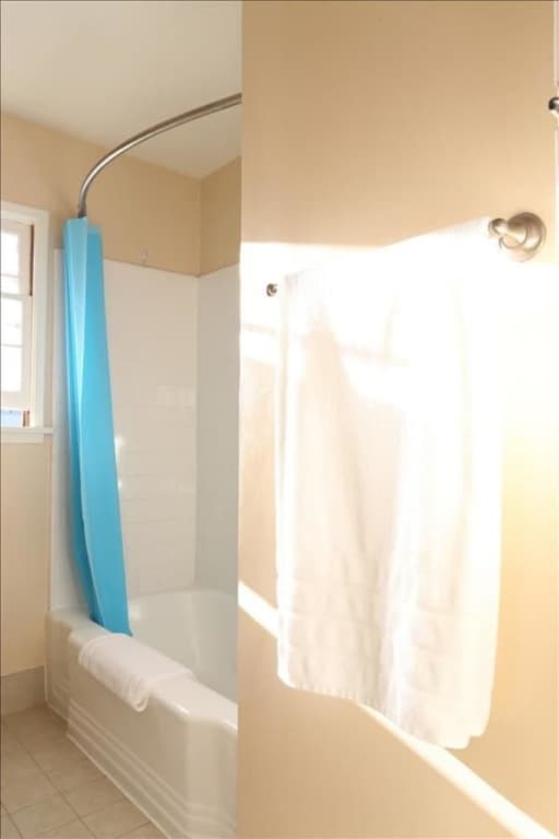 Venice Beachwood - 2 BR Recently remodeled Midcentury Design Suite 5 min Walk to Beach! - MOD 42167 9
