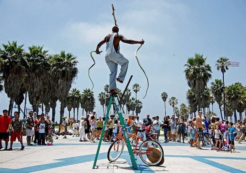 Santa Monica Beach Studio #E - 1 Block to Beach 6