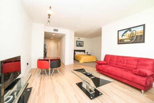 Wilshire Experience Apartment 2