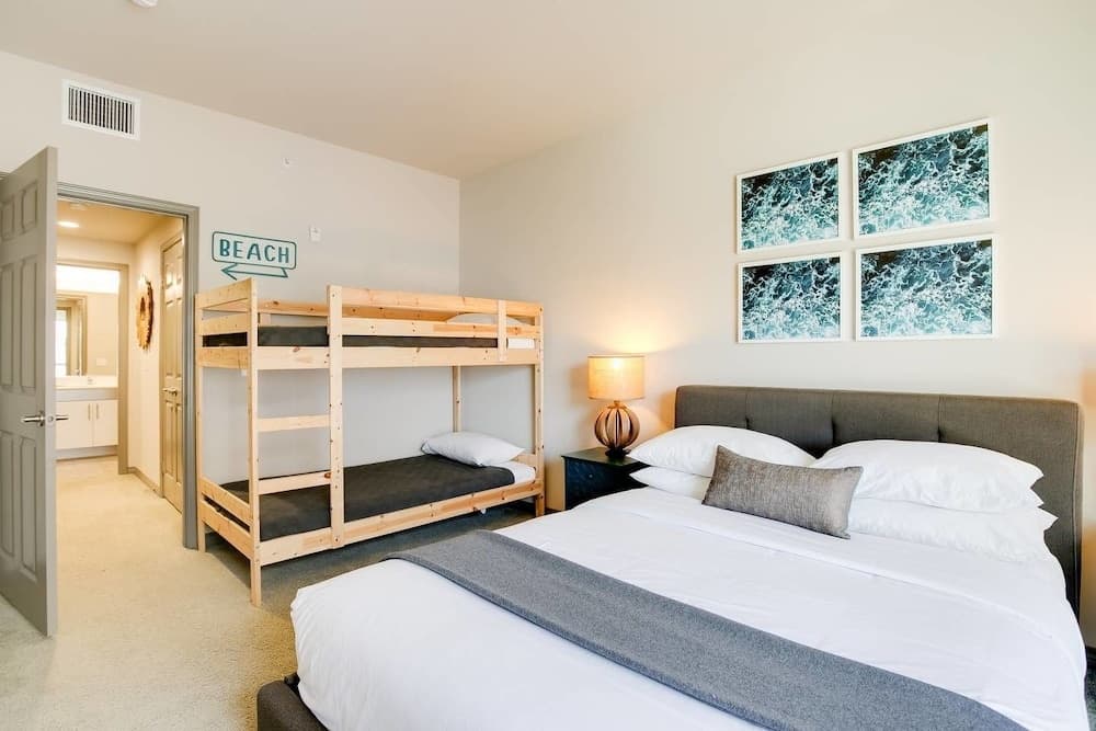 Perfect for Venice & MDR w/ 6 Beds +pool/spa/gym 2