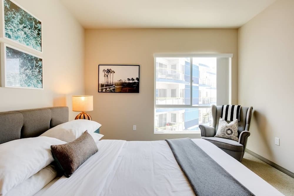 Perfect for Venice & MDR w/ 6 Beds +pool/spa/gym 4