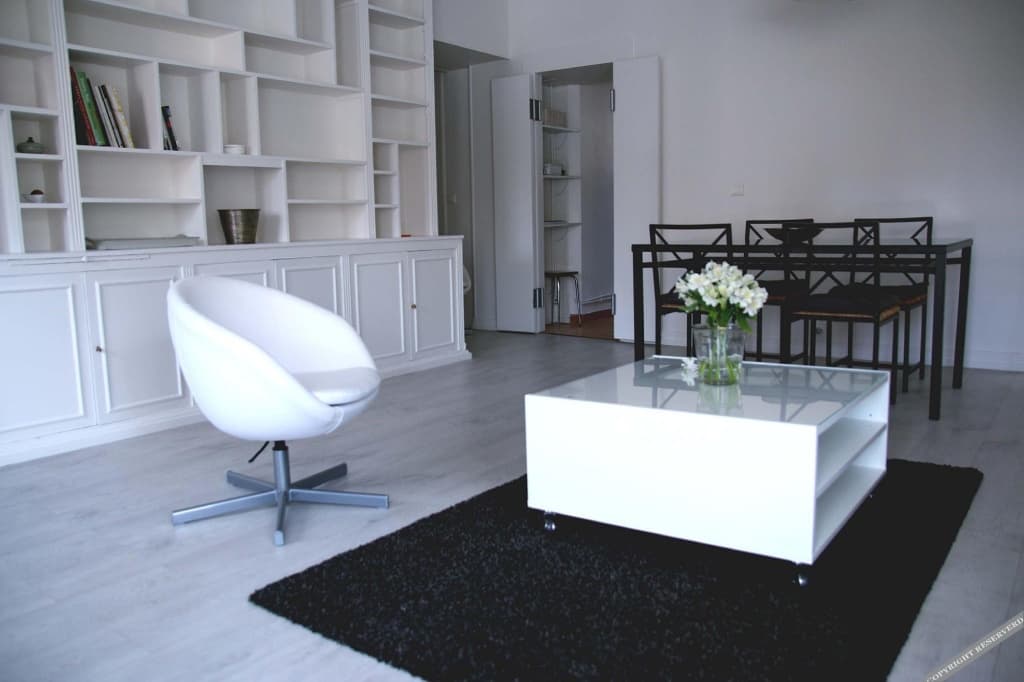 Rue de Ponthieu Central Furnished Apartment 4