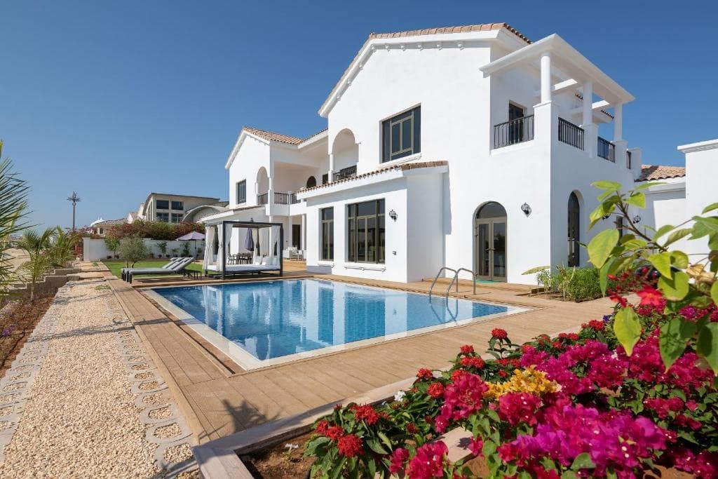 Maison Privee - Villa on Beach w Private Pool The Palm Jumeirah 16