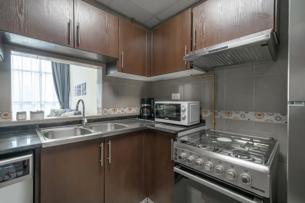 Luxury 1B flat in Oudah Tower 6