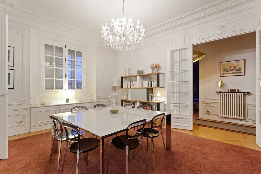 Beautiful Lavish Apartment for 6 in Paris VII by Guestready 14