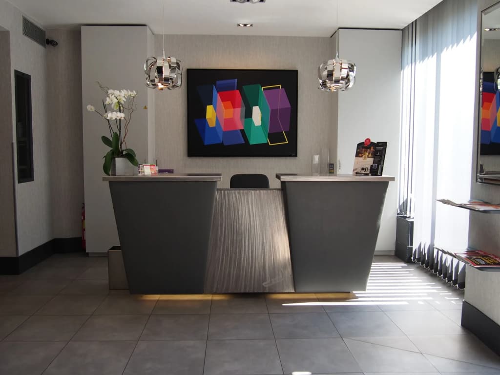 Porte de Versailles Hotel 18