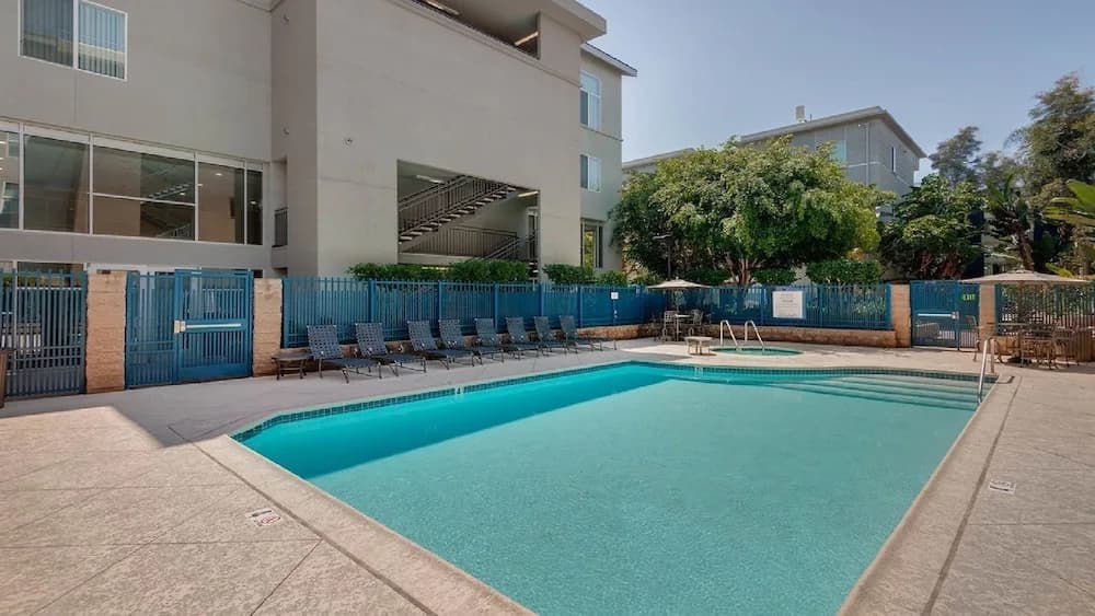 Marina Exquisite Suite 12