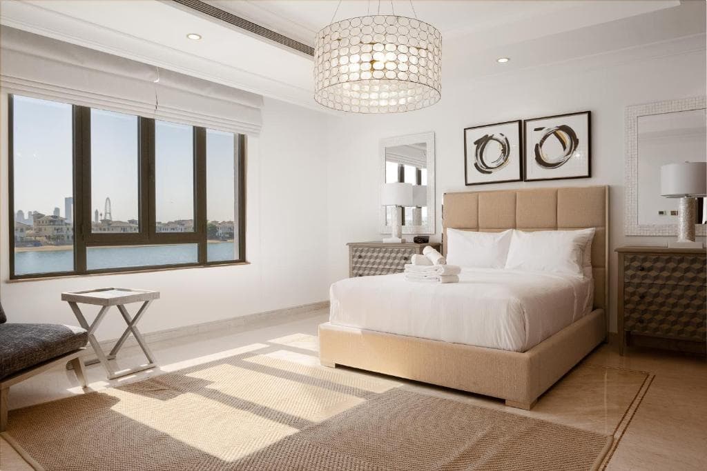 Maison Privee - Villa on Beach w Private Pool The Palm Jumeirah 7