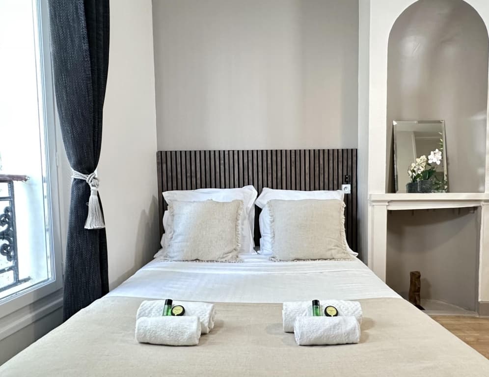 5494B  - Appartement familial - Batignolles 8