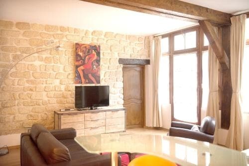 Apartment Rue Amelot 2