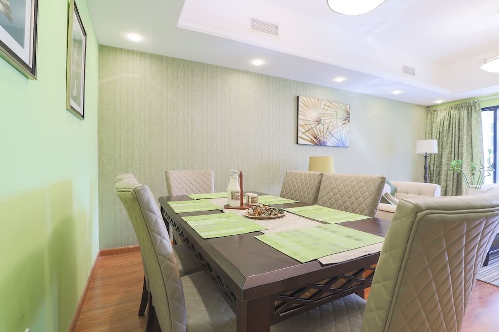 OYO Home 300 2BHK Al Waleed Paradise JLT 11