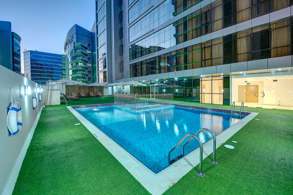 Royal Continental Hotel 18