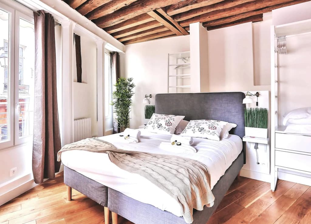 B  363- Magnifique appartement au coeur de Saint michel 10