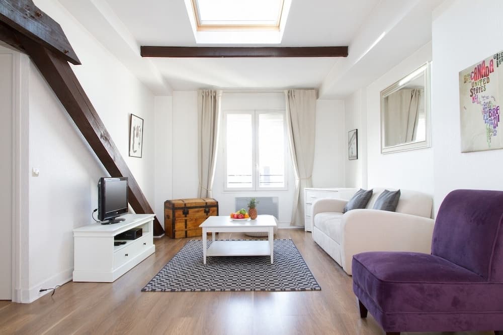 Le Marais - Beaubourg Apartment 13