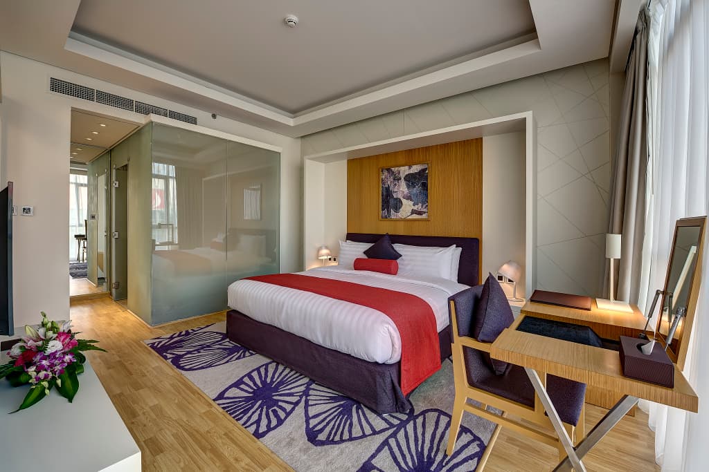 Royal Continental Hotel 7