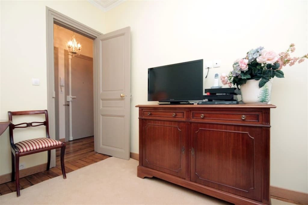 2 rooms - next to the Eiffel tower - Trocadéro 3