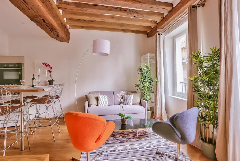 B 364 - Deluxe apartment in the heart of  Notre Dame 4