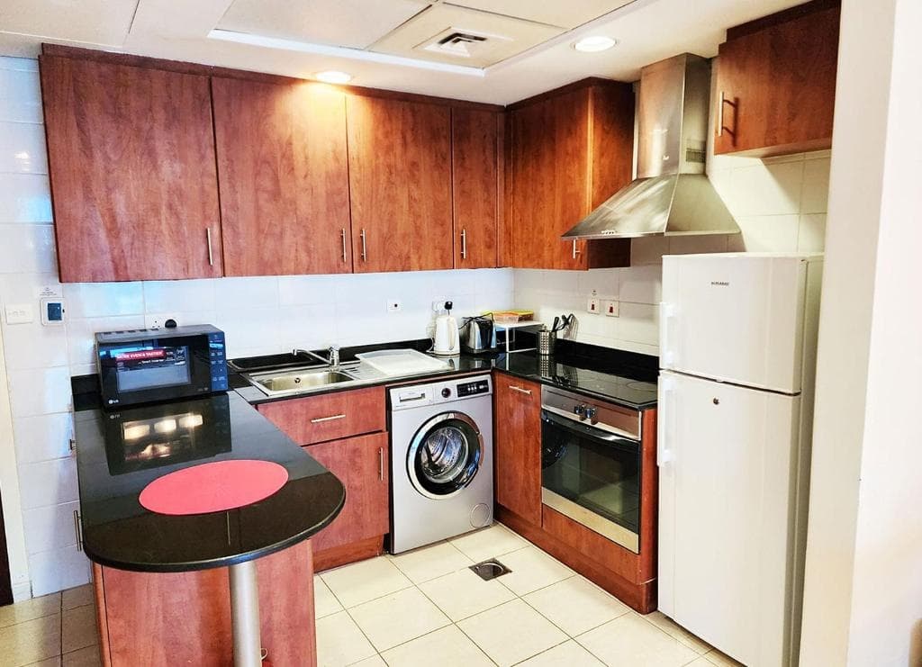 RH- Lake Terrace, Cluster D, JLT, 1BR near Metro 19