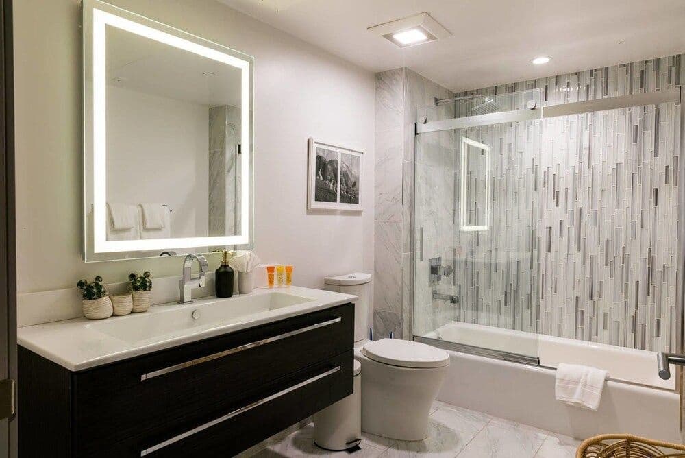 Amazing Spacious 2 bd 2 bath Apartment in Dtla 14
