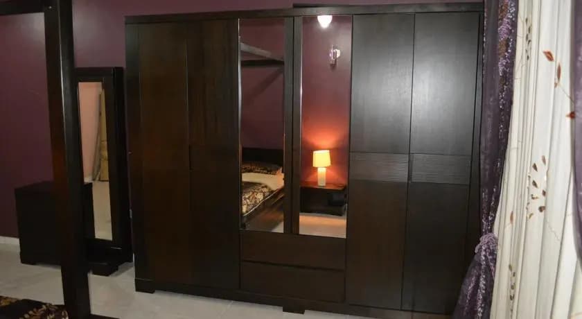 Master Bedroom Al Nokhtha Street 1