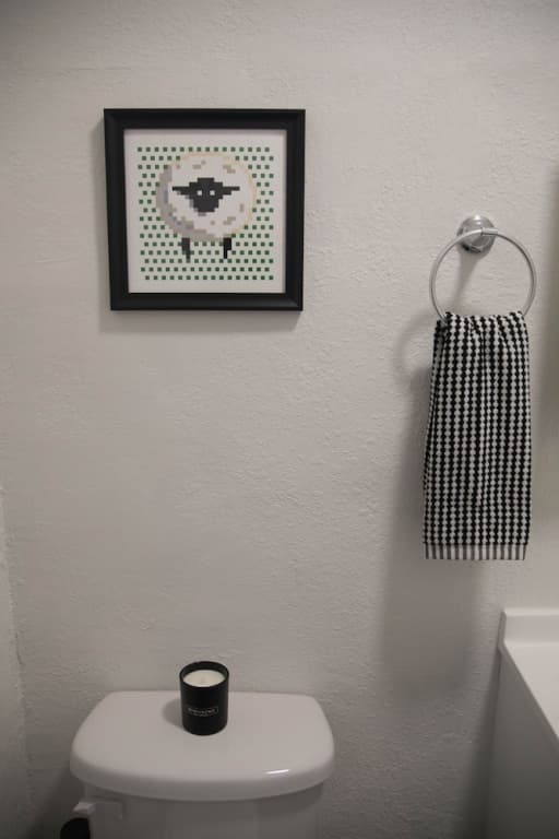 Charming Studio in Beverly Boulevard! Sleeps 2! 9