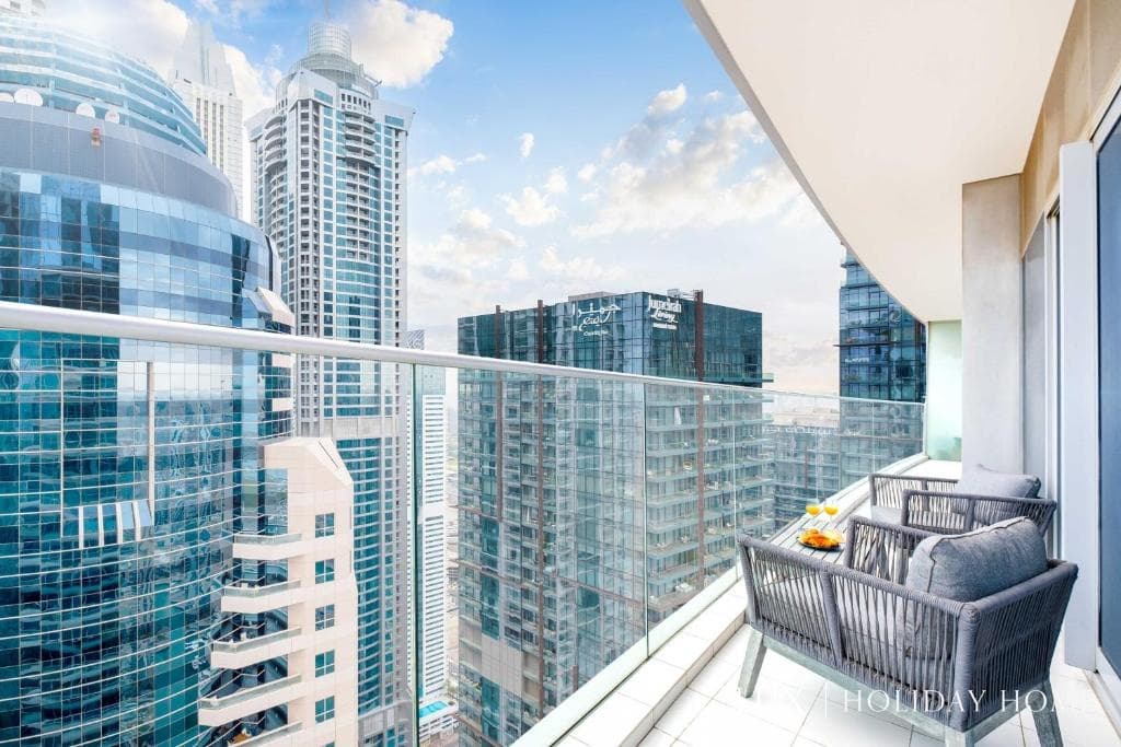 LUX - Lavish Suite with Full Palm Jumeirah View 2 17