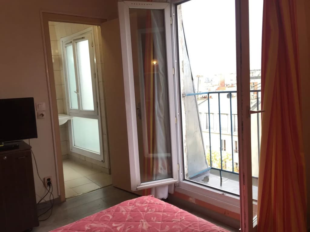 Hôtel des Pyrénées - Nation 5
