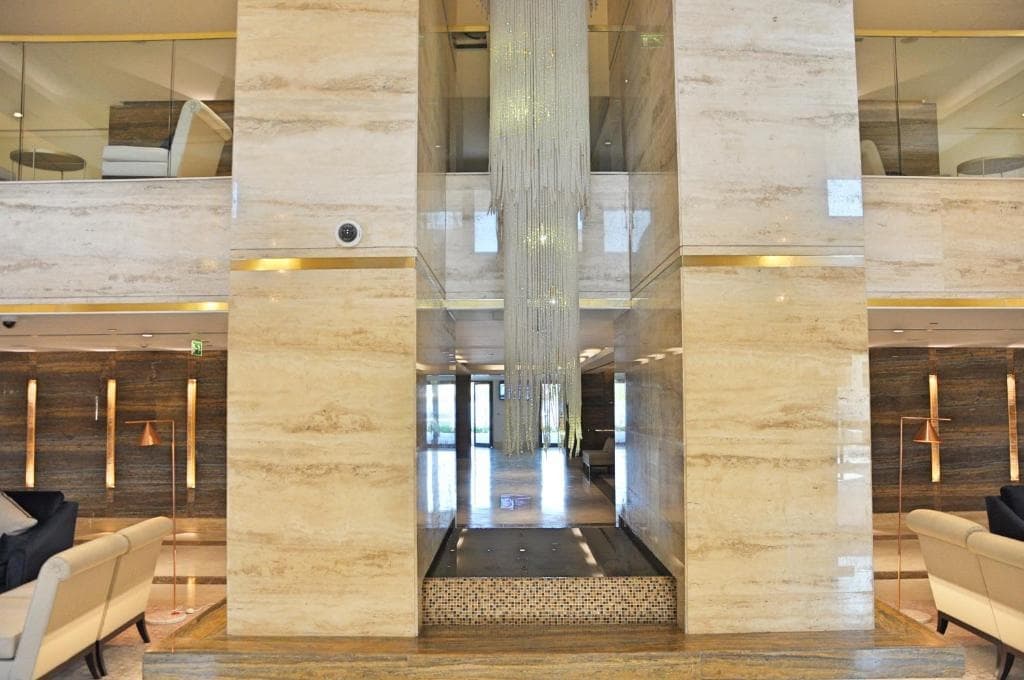 Spacious 4 bd and 2 bd apartments with amazing Sea view 19