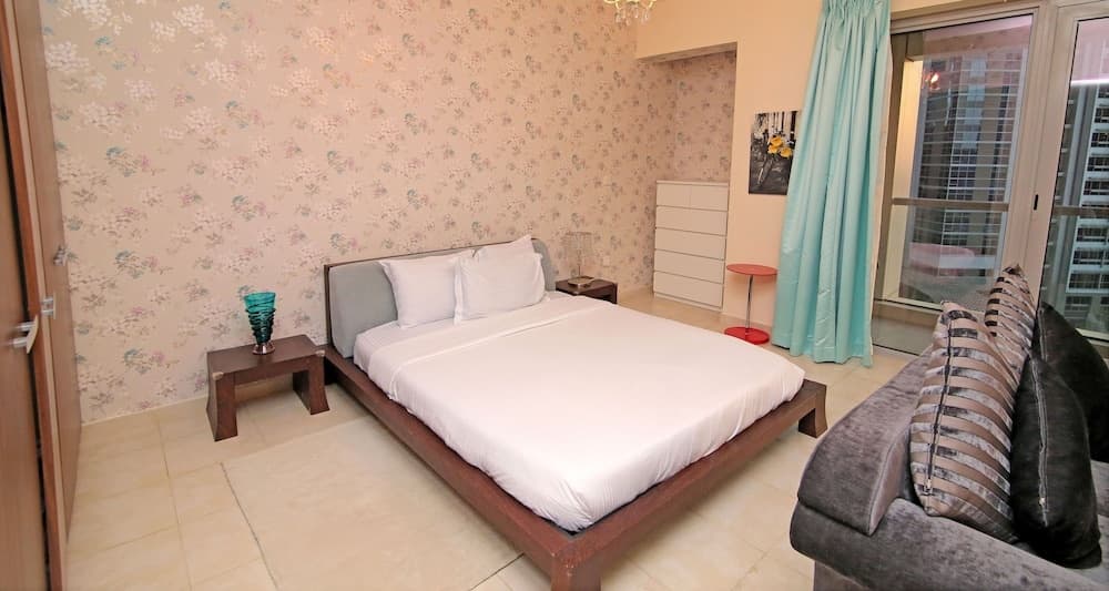 Executive Bay by New Arabian Holiday Homes 10