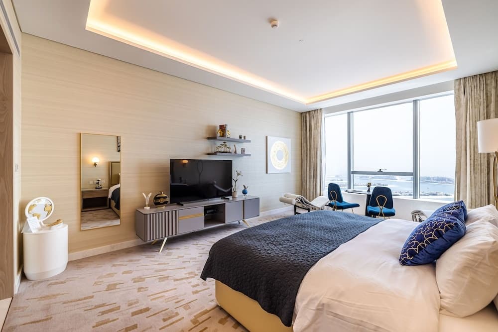 Sea Living High Floor 1 Bed Palm Tower 8