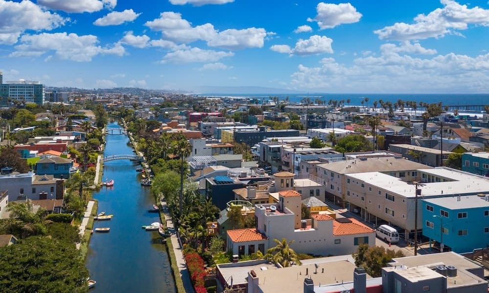 New Listing! Venice Canal-front W/ Pool, Near Beach 5 Bedroom Home 4