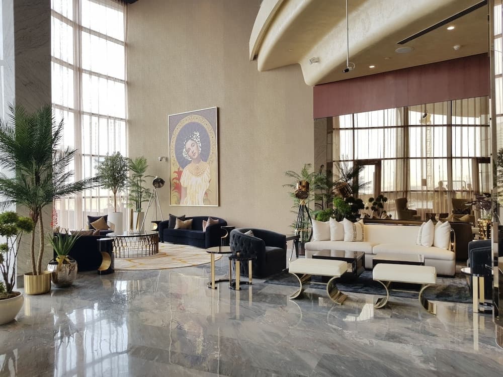 Luton Vacation Damac Paramount Tower 17