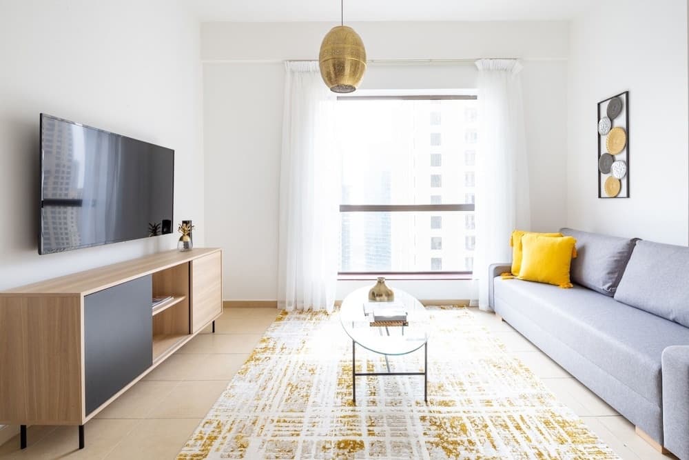 Radiant & Alluring 1BR Apartment W/ Marina Views 7