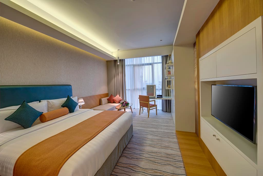 Royal Continental Hotel 4