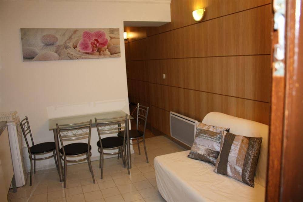Studio Paris Saint Charles 7