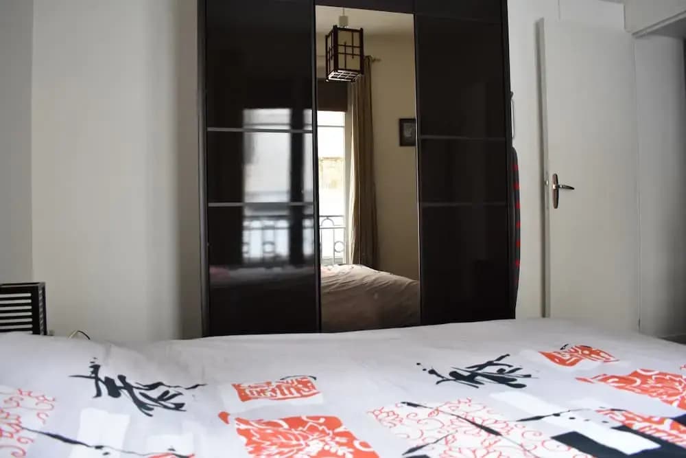 Simplistic 1 Bedroom Apartment in 17th 4