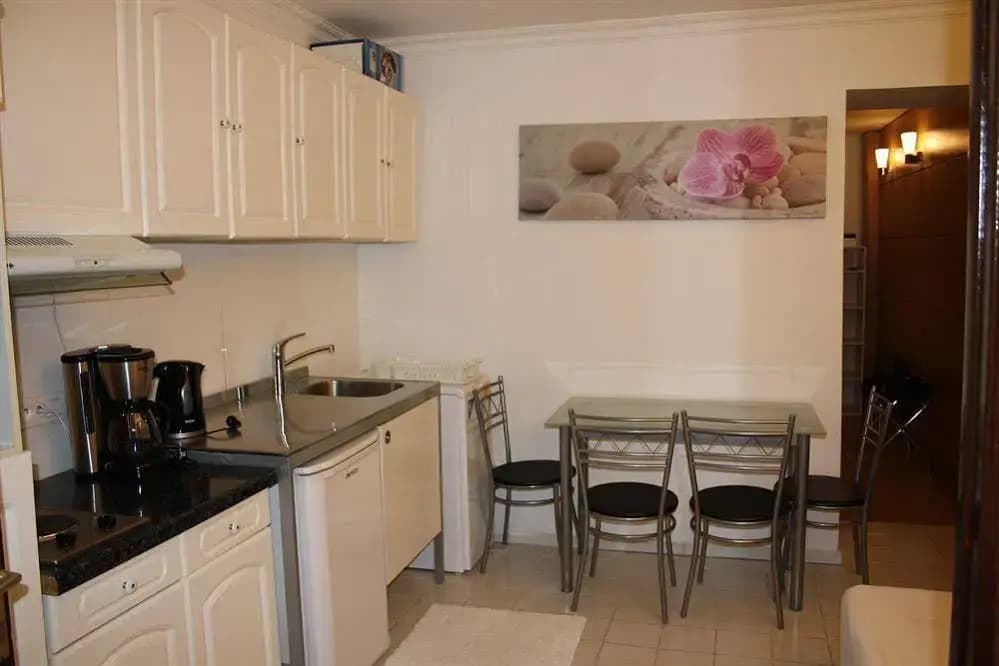 Studio Paris Saint Charles 1