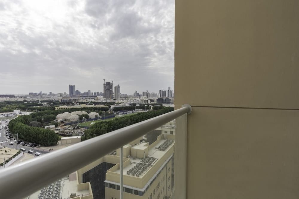 Premium Facilities Balcony Brandnew Facilities 4918 12