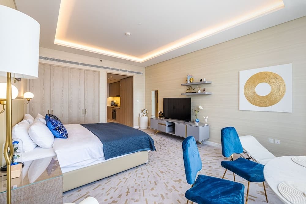 Sea Living High Floor 1 Bed Palm Tower 12