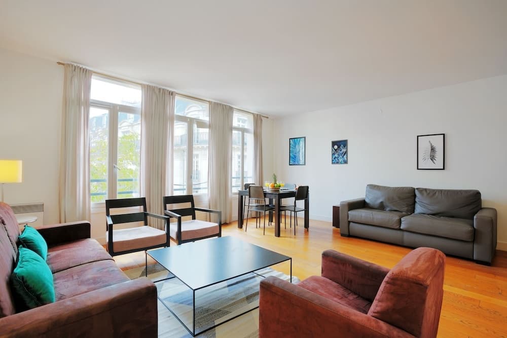 Parc Monceau - Courcelles Apartment 13