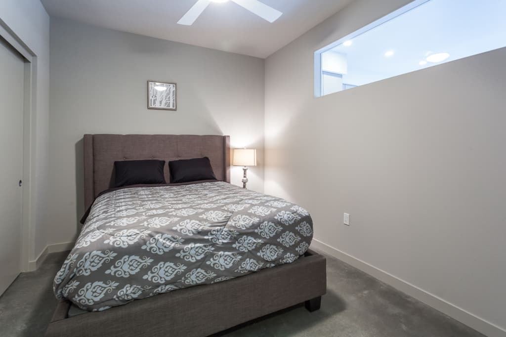 Tripbz 8th and Grand Suites 18