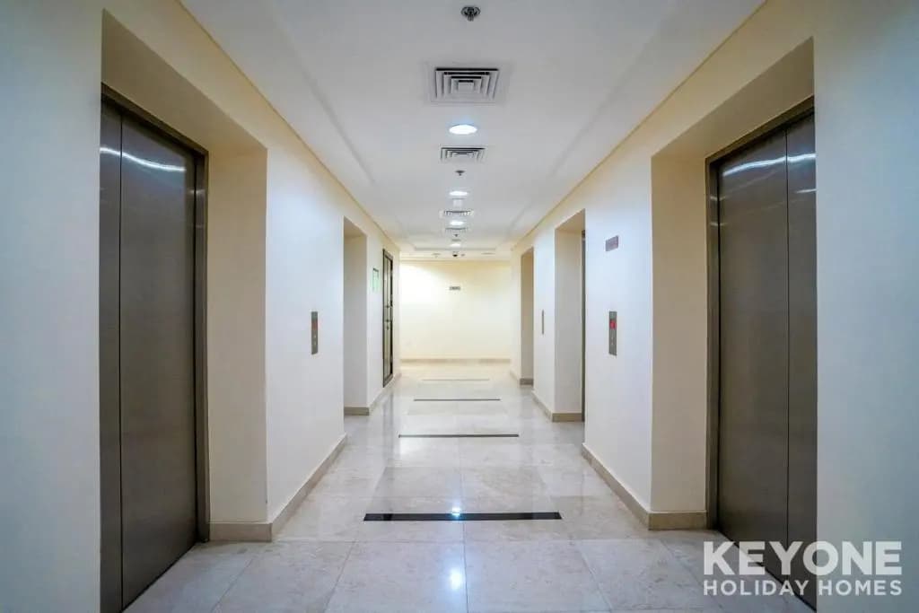 KeyOne - 1BR in Bay Central 1