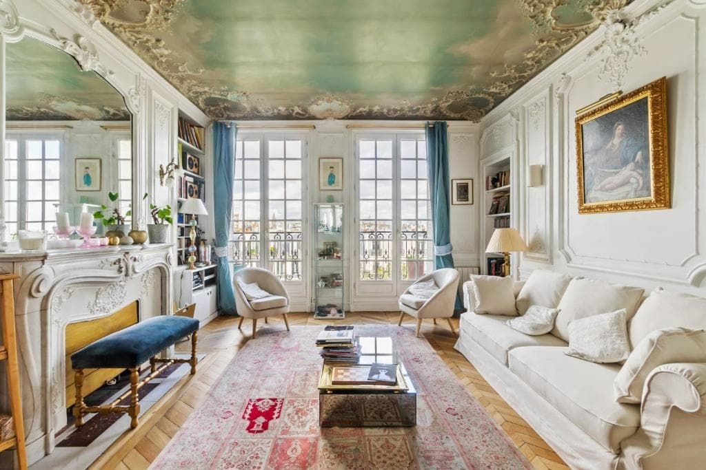 Stylish Vintage 3BR Apartment in Le Marais by GuestReady 16