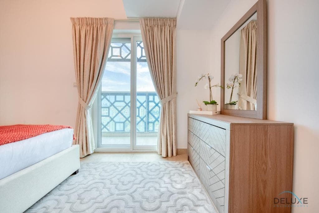 Splendid 2BR in Victoria Residency Al Furjan by Deluxe Holiday Homes 16