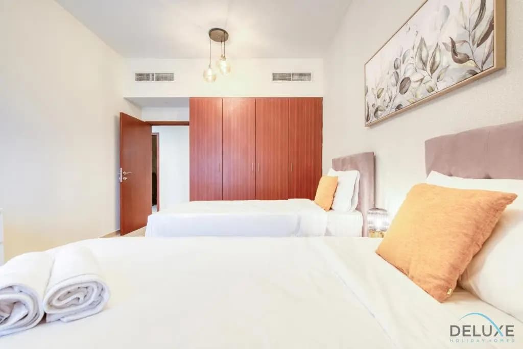 Immaculate 2 BR at Sadaf 6 JBR by Deluxe Holiday Homes 3