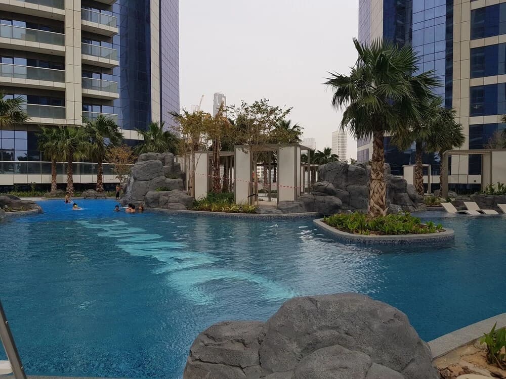 Luton Vacation Damac Paramount Tower 1