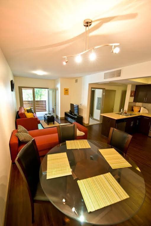Hollywood and Highland Apartment 15