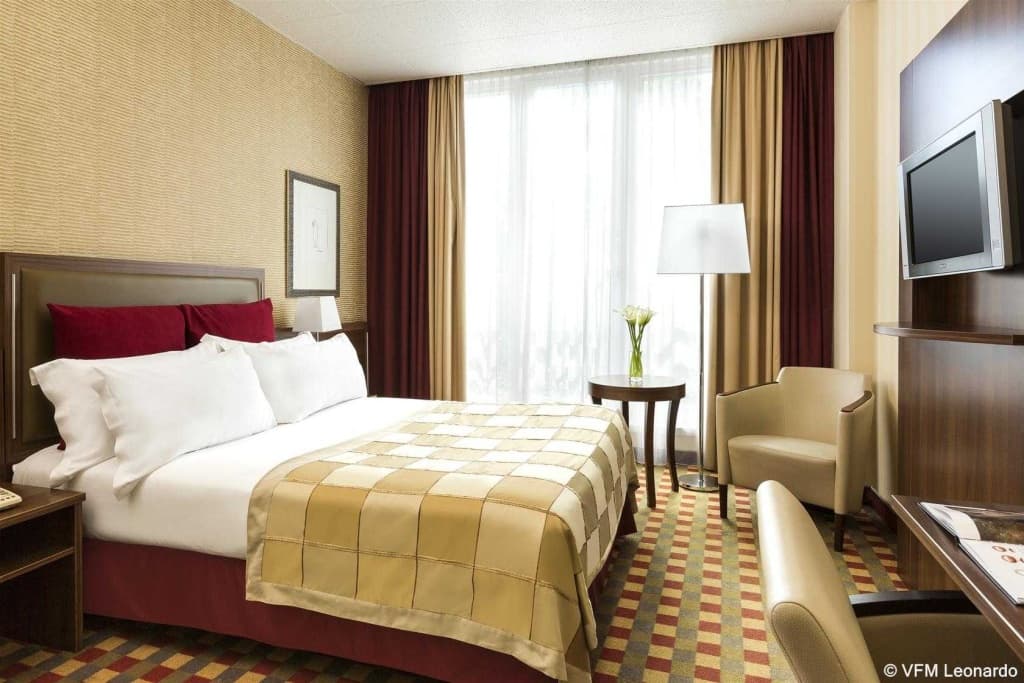 Crowne Plaza Paris Republique, an IHG Hotel 20