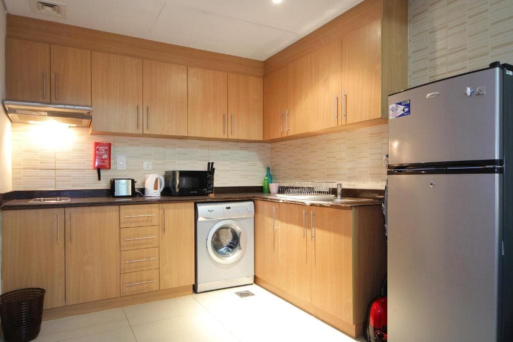 Signature Holiday Homes - Luxury Studio Apartment Al Barsha South Dubai 14